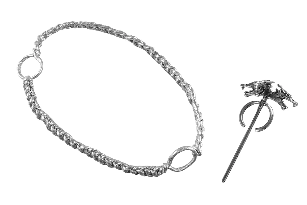 Game Of Thrones Season 8 Targaryen Daenerys Mother Of Dragons Suit Cosplay Costume 10 Game Of Thrones Season 8 Targaryen Daenerys Mother Of Dragons Suit Cosplay Costume - Image 8